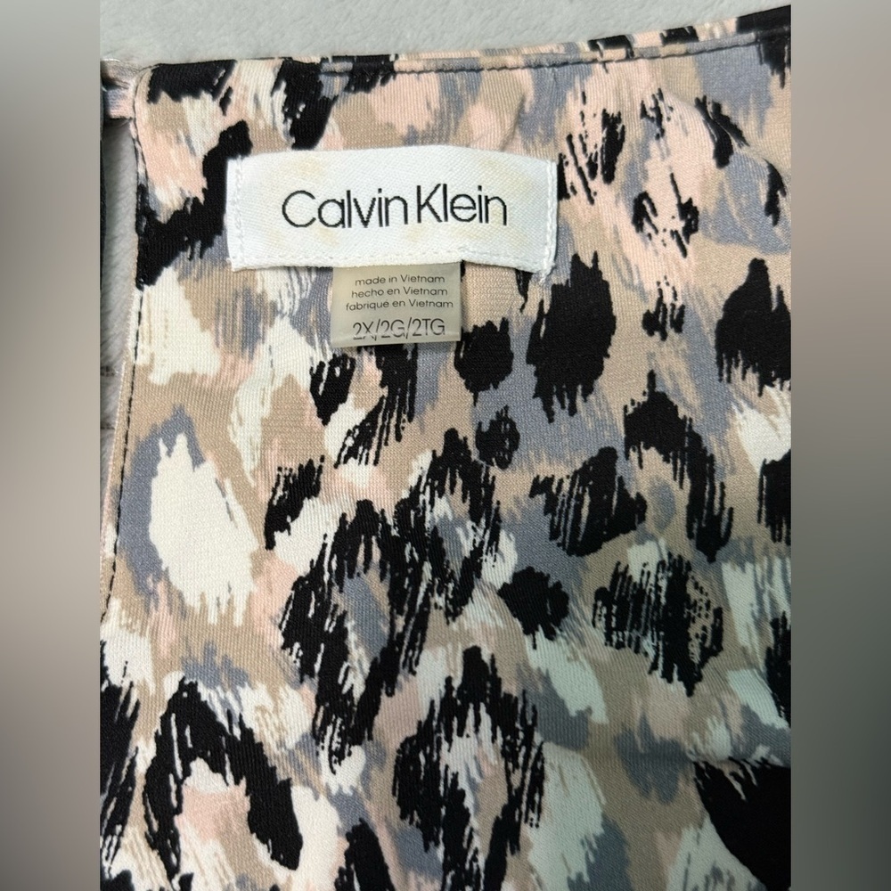 Calvin Klein Leopard Print Sleeveless - Picture 4 of 4
